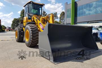 14.5T Wheel Loader w/ Cummins Engine, Heavy Duty Quick Hitch, 2.5m3 GP Bucket & Pallet Forks