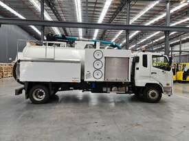 Smart-Dig Hydro Excavation Truck - picture0' - Click to enlarge