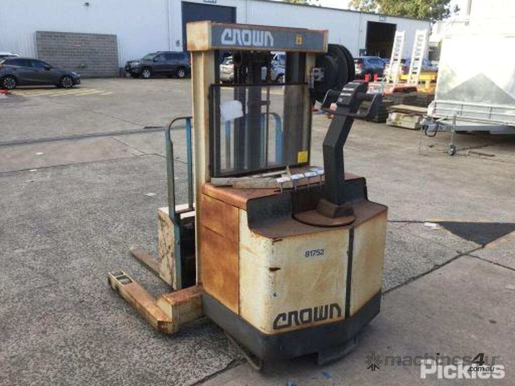 Used Crown Crown Construction Equipment in , Listed on Machines4u
