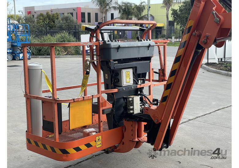 caption JLG 450AJ 45ft Diesel Knuckle Boom Lift – Powerful 4WD, Ideal for Rough Terrain!