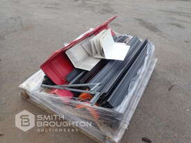 PALLET COMPRISING OF ASSORTED PALLET CORNER EDGE PROTECTORS - picture0' - Click to enlarge