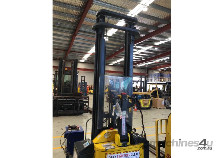 caption 1.45T Battery Electric Walkie Stacker