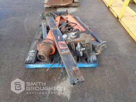 PALFINGER TRUCK CRANE ON PALLET - picture1' - Click to enlarge