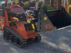 Mini loaders for sale - picture0' - Click to enlarge