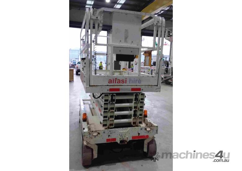 32 Foot Electric Scissor Sale