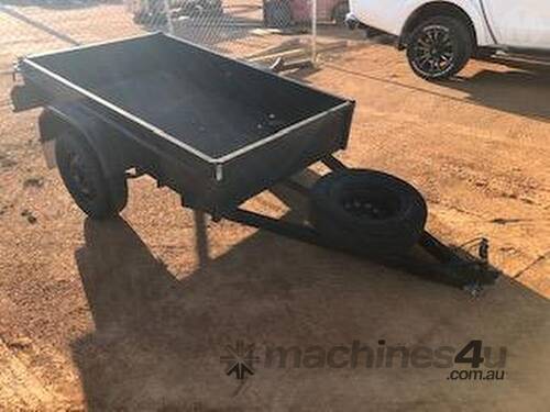 box Trailer 7X4 Low Side