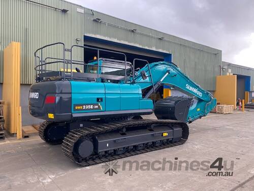caption LYNFIELD MINI X - Brand New 2022 Sunward SWE235E-3LCH