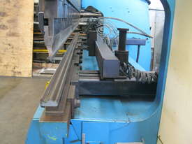 Amada Promecam 3100 x 100 ton Hydraulic Pressbrake with CNC Fas fold Controller - picture1' - Click to enlarge