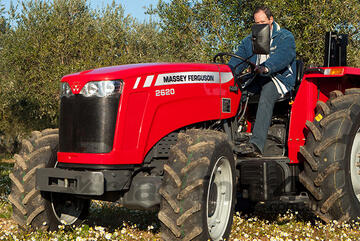 Tractor MF 2600 / 39-74 HP - Proven power & efficiency!