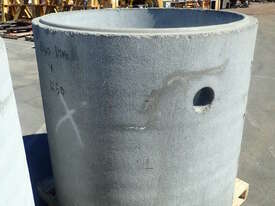 2 X CONCRETE LINERS - picture2' - Click to enlarge