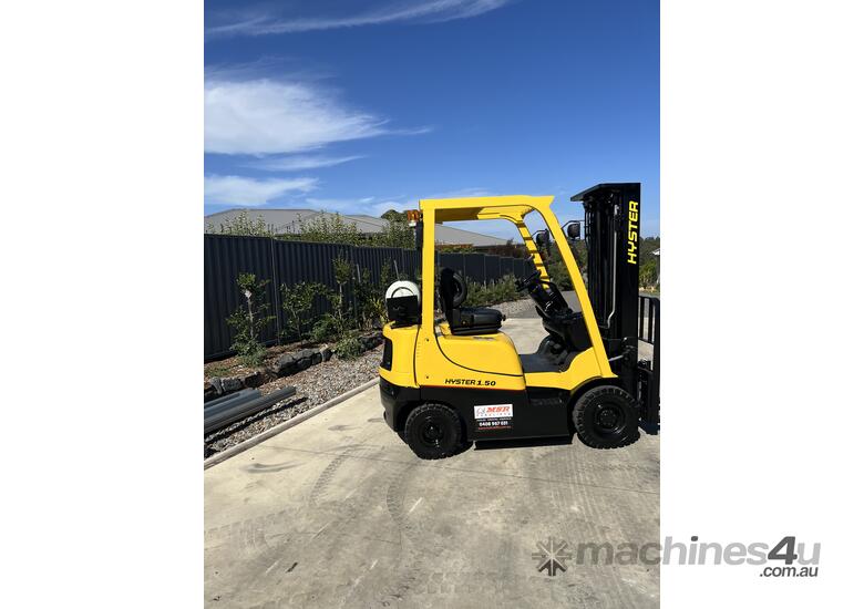 caption Forklift 1.5T Hyster Container Mast