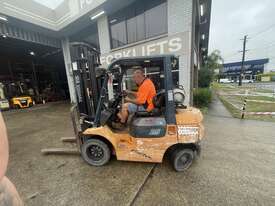 2.5 Tonne Toyota Forklift For Sale - picture1' - Click to enlarge