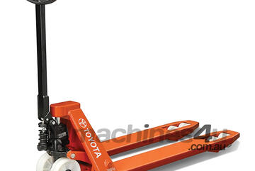 Toyota Heavy Lifter with Handbrake