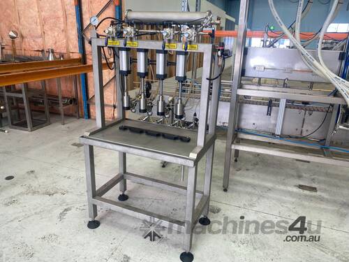 4-head semi-automatic liquid filler