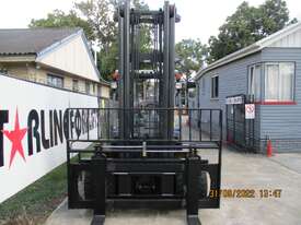 Komatsu 5 ton Fork Positioner, LPG Used Forklift #1713 - picture1' - Click to enlarge