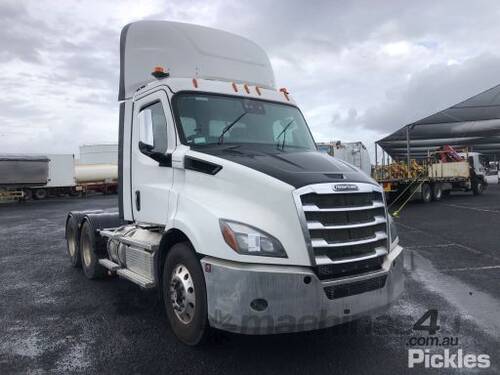 2021 Freightliner Cascadia