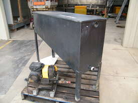 oil water separator - picture0' - Click to enlarge