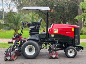 Toro Reelmaster 7000-D Golf Fairway mower Lawn Equipment - picture0' - Click to enlarge