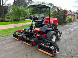 Toro Reelmaster 7000-D Golf Fairway mower Lawn Equipment - picture1' - Click to enlarge