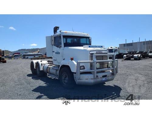 Freightliner FL112