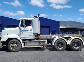 Freightliner FL112 - picture2' - Click to enlarge