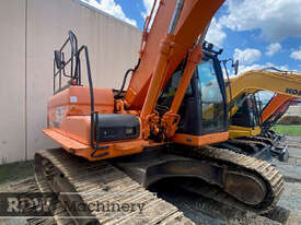 Doosan DX225LC Excavator  - picture1' - Click to enlarge