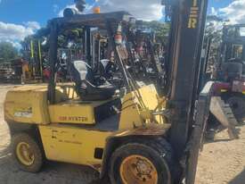 Hyster 4T Diesel Forklift with Rebuilt Perkins Engine - picture0' - Click to enlarge