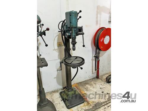 caption Arboga E825 Geared Head Pedestal Drilling Machine
