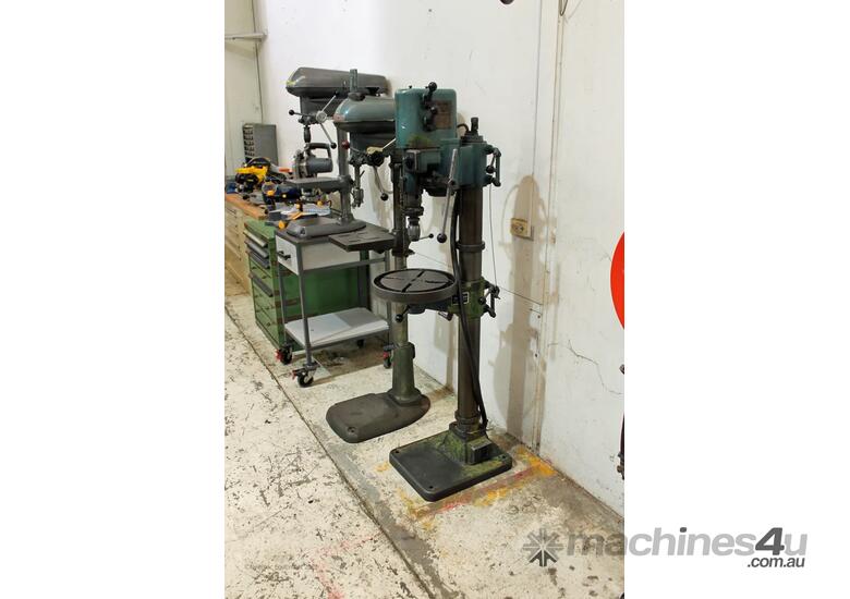 caption Arboga E825 Geared Head Pedestal Drilling Machine