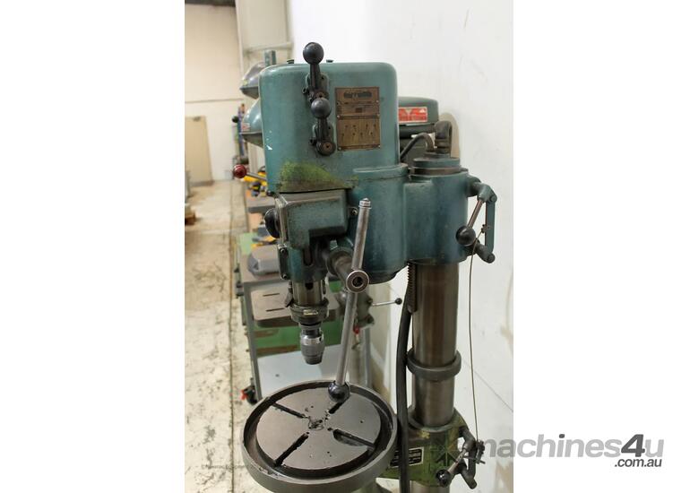 caption Arboga E825 Geared Head Pedestal Drilling Machine
