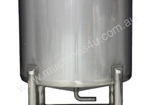 NEW Storage/Mixing Tank - Capacity 1,000Lt. NEW Storage/Mixing Tank - Capacity 1,000Lt.