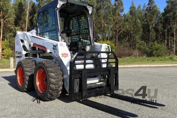 2500kg Skid Steer Pallet Forks