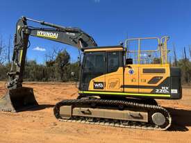 Lot: 8 - 2022 HYUNDAI HX220L EXCAVATOR - picture7' - Click to enlarge