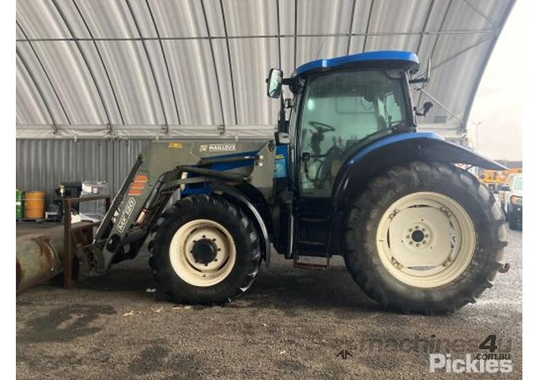 Used 2004 New Holland TS110A Tractor With Front End Loader in