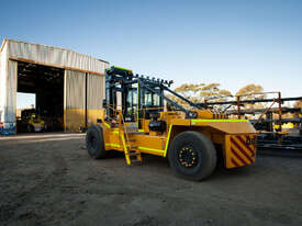 New 44D series Forklift  - picture2' - Click to enlarge