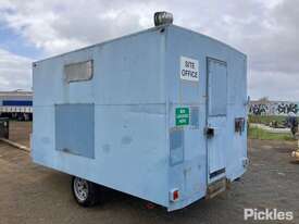 Custom Caravan/Mobile Site Office - picture2' - Click to enlarge