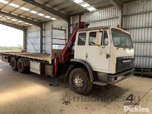 1989 International ACCO Flatbed Crane Truck