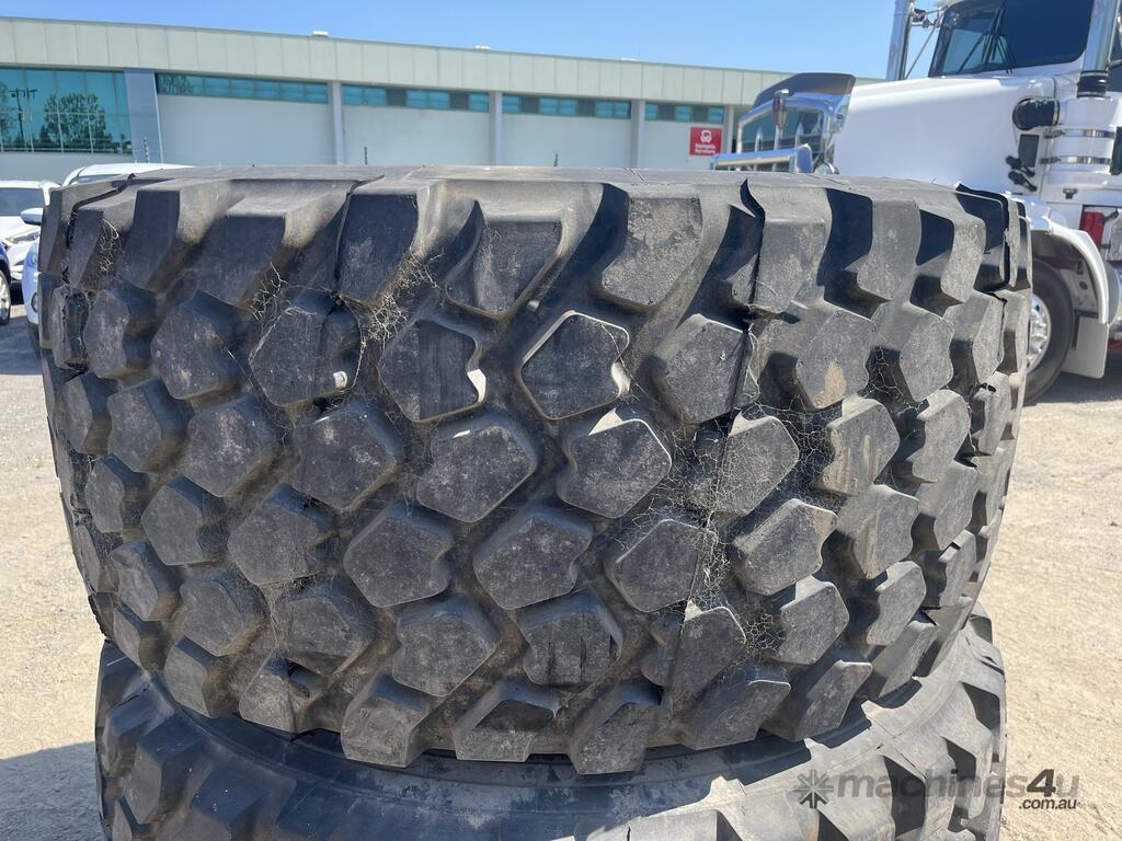 Buy New 2 X Michelin 24 R 21 Tyres Truck Tyres In Listed On Machines4u   2 X Michelin 24 R 21 Tyres 60992246.h 