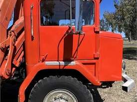 GRAND MOTOR GROUP - 1968 INTERNATIONAL ACCO 1820 Tray Truck - picture2' - Click to enlarge