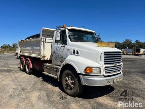 1998 Ford L Series Tipper