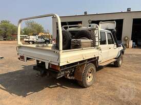 Toyota Landcruiser - picture1' - Click to enlarge