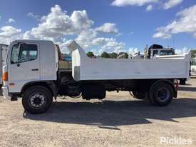 2003 Hino GH1J Tipper - picture2' - Click to enlarge