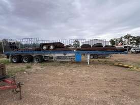 1984 FREIGHTER 44ft Tri-Axle Flat Top - picture2' - Click to enlarge