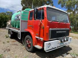 1990 International ACCO 2250D Water Tanker (Day Cab) - picture0' - Click to enlarge