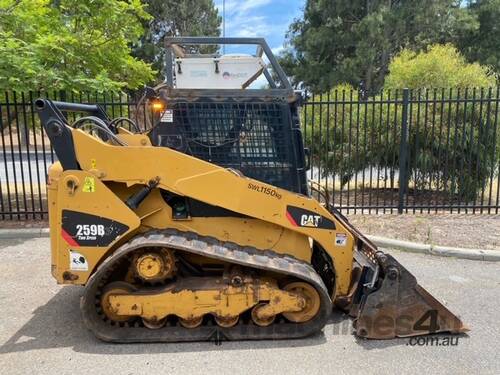Caterpillar 259B Posi Track Skid Steer + 4-in-1 Bucket!