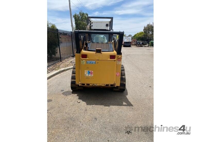 Caterpillar 259B Posi Track Skid Steer + 4-in-1 Bucket!