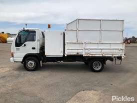 2003 Isuzu NPR 300 Chipper Tipper Day Cab - picture2' - Click to enlarge