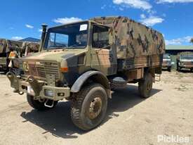 Mercedes Benz Unimog UL1700L Dropside 4x4 Cargo Truck - picture1' - Click to enlarge