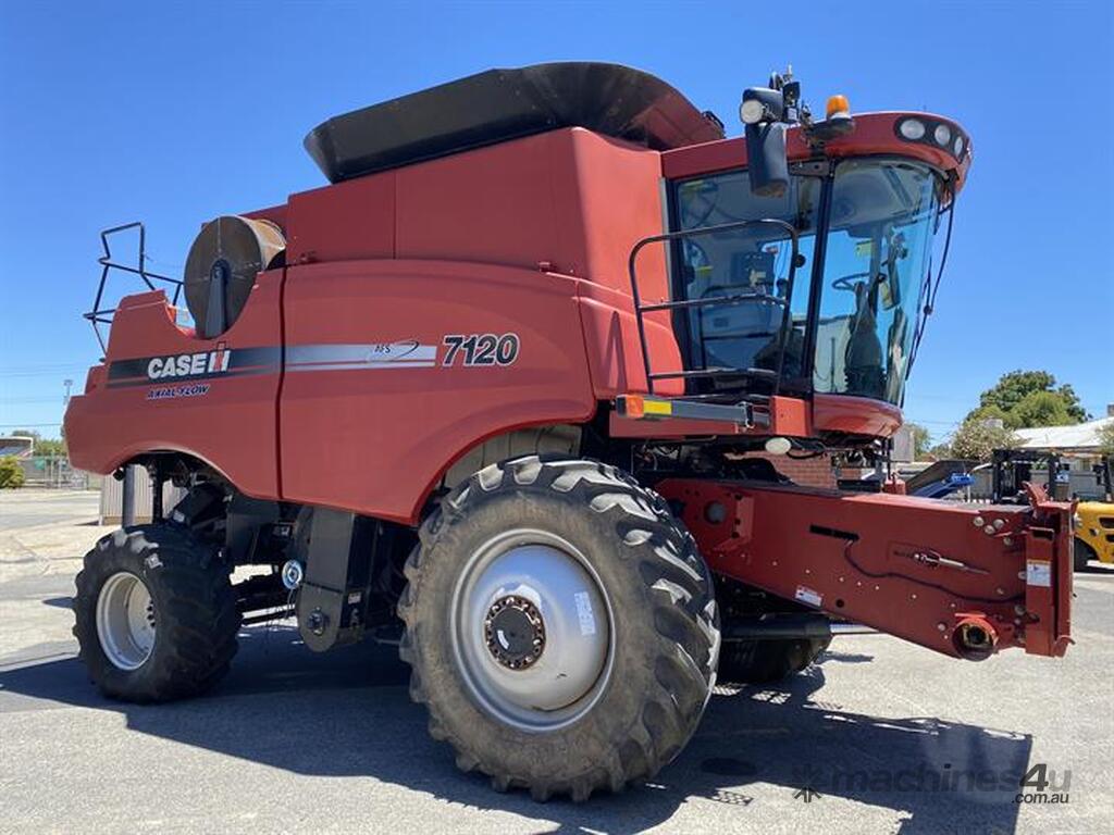 Used Case IH 7120 Axial Flow Combine Harvester in ALTONA, VIC