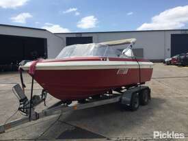 1991 Bonito Fibreglass Runabout Boat - picture0' - Click to enlarge